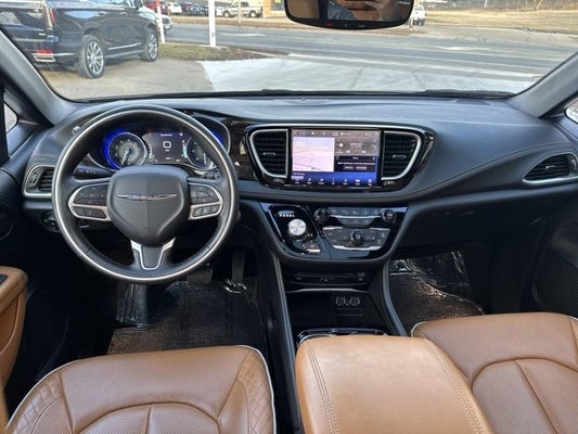 2021 Chrysler Pacifica Pinnacle in Somerset, WI - Somerset Auto Dealer