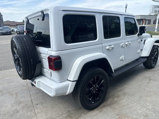 2020 Jeep Wrangler Unlimited Sahara High Altitude