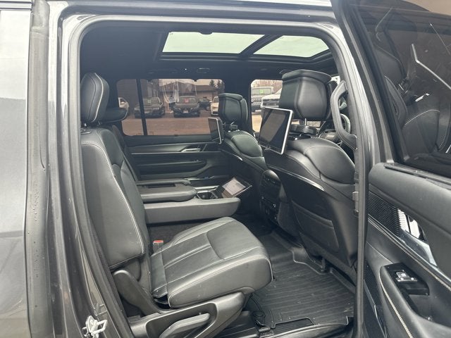 2022 Jeep Grand Wagoneer Series II Obsidian