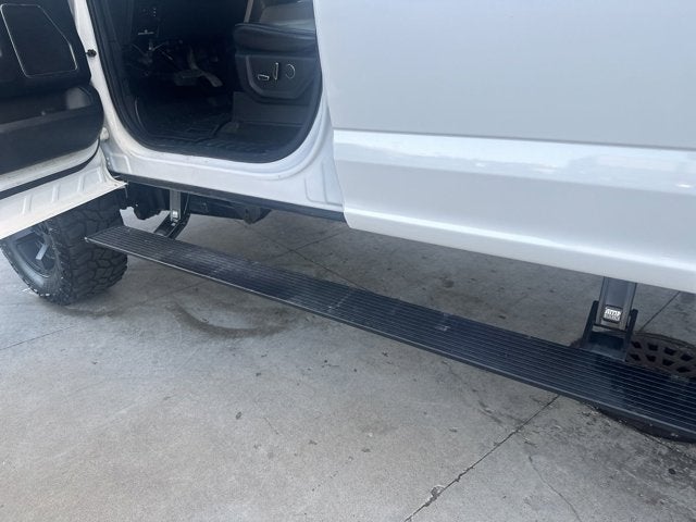 2017 Ford Super Duty F-350 SRW Lariat