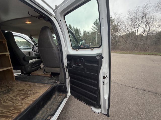 2017 Chevrolet Express Cargo Van Base