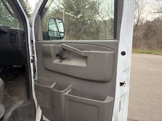 2017 Chevrolet Express Cargo Van Base