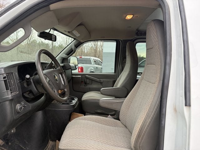 2017 Chevrolet Express Cargo Van Base