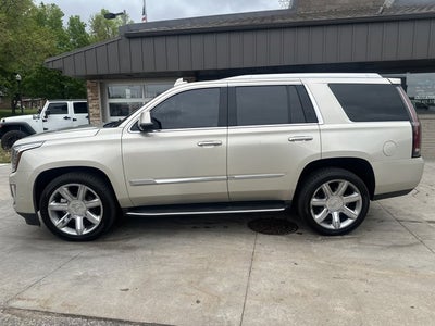 2017 Cadillac Escalade Luxury