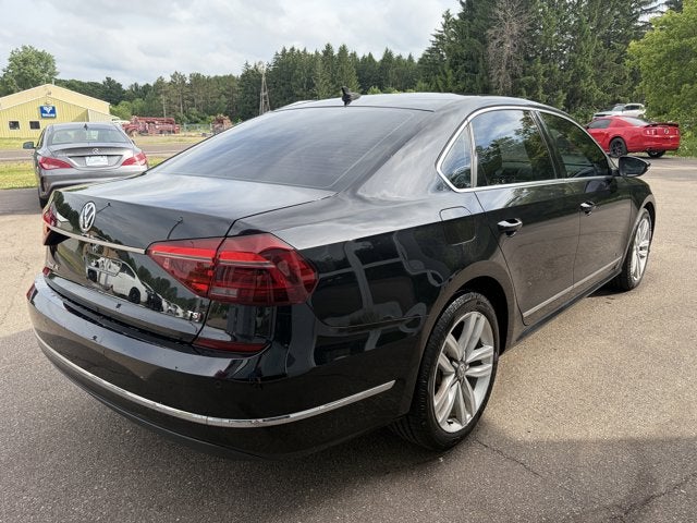 2017 Volkswagen Passat 1.8T SE w/Technology