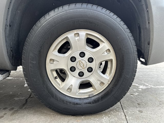 2002 Chevrolet Avalanche Base