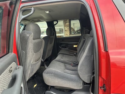 2002 Chevrolet Avalanche Base