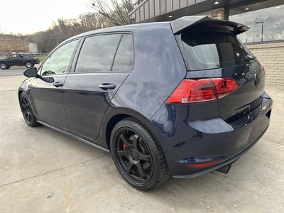 2017 Volkswagen Golf GTI Sport