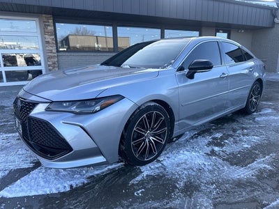 2019 Toyota Avalon Touring