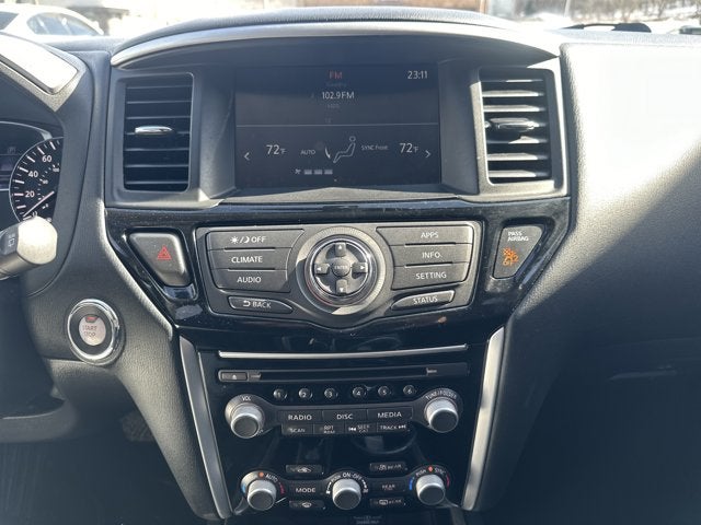 2019 Nissan Pathfinder SV