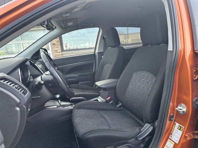 2022 Mitsubishi Outlander Sport LE