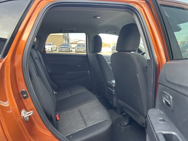 2022 Mitsubishi Outlander Sport LE