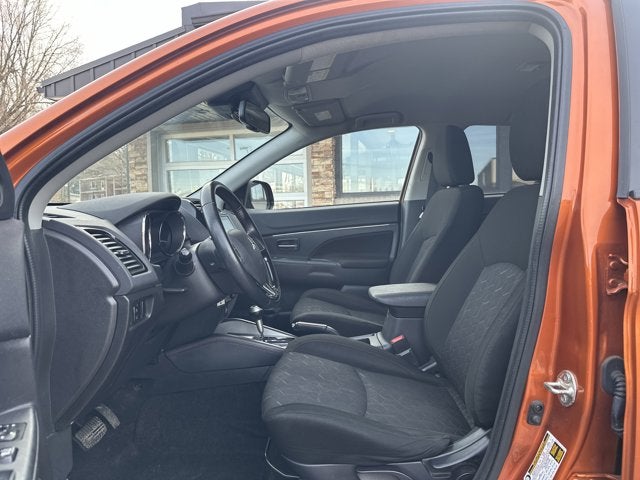 2022 Mitsubishi Outlander Sport LE