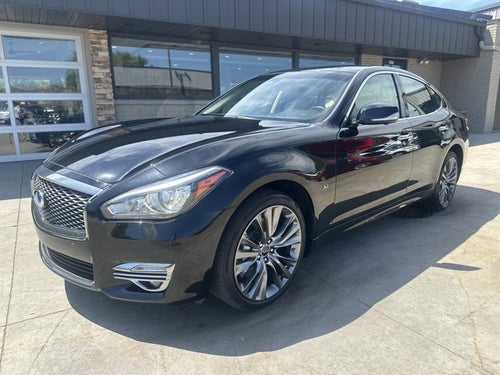 2019 INFINITI Q70 3.7 LUXE
