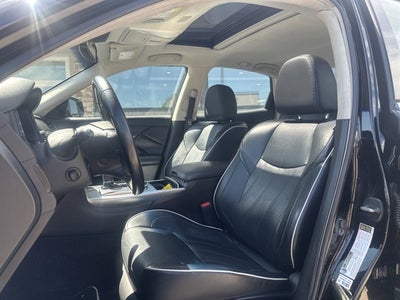 2019 INFINITI Q70 3.7 LUXE