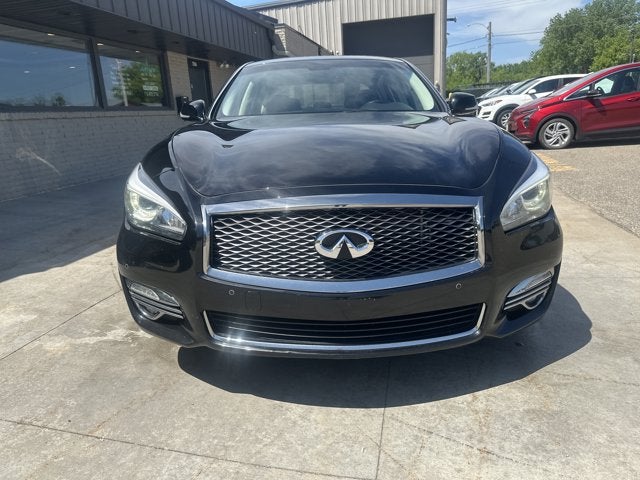 2019 INFINITI Q70 3.7 LUXE