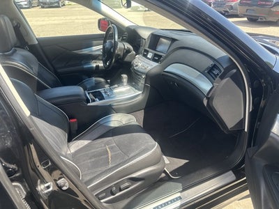 2019 INFINITI Q70 3.7 LUXE