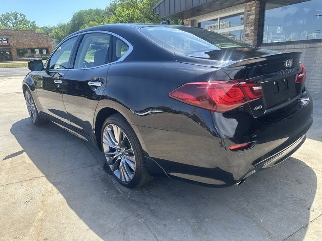 2019 INFINITI Q70 3.7 LUXE