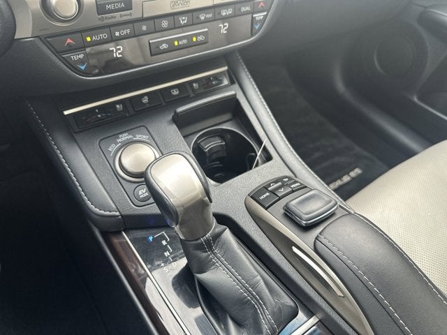 2018 Lexus ES ES 300h