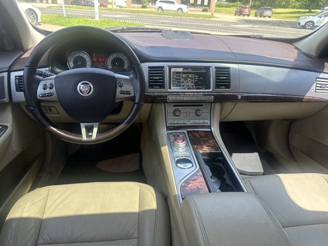 2011 Jaguar XF Base