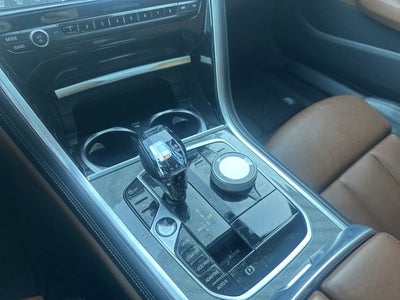 2022 BMW 8 Series 840i