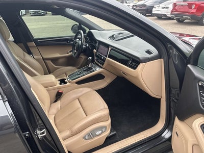 2019 Porsche Macan Base